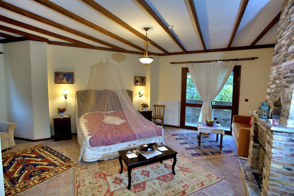 Efes Butik Otel Kirazli (Aegean) ภายนอก รูปภาพ