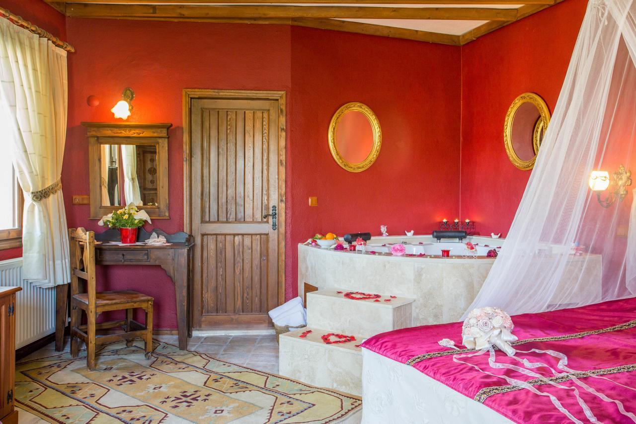 Efes Butik Otel Kirazli (Aegean) ภายนอก รูปภาพ
